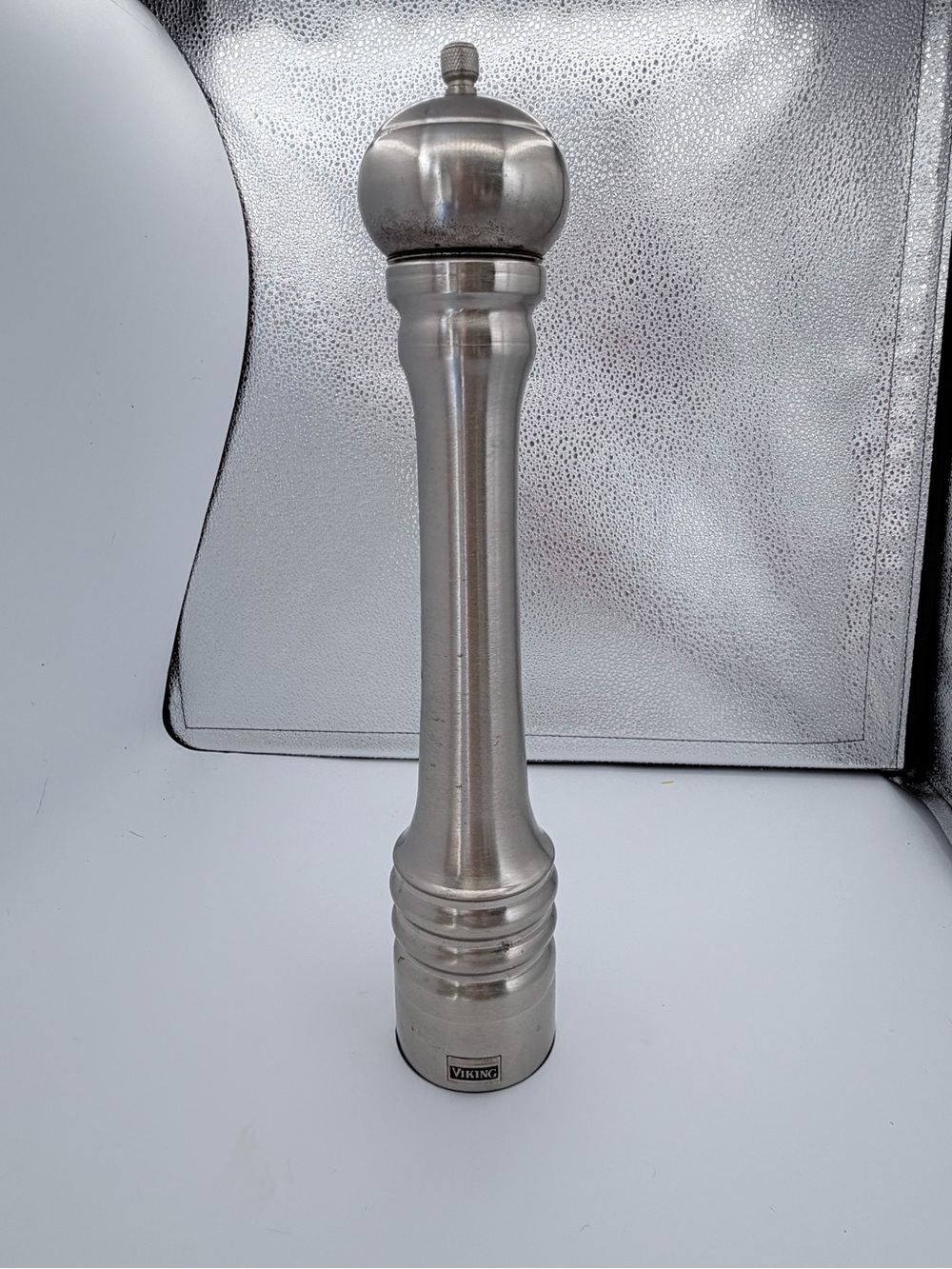 Viking Large Stainless Steel Manual Pepper Mill Grinder 13.5in
